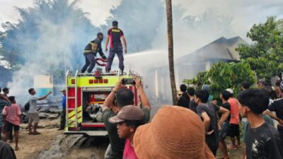 Bermula dari Dapur, 4 Rumah di Desa Lampoko Ludes Dilalap Api