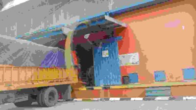 DUGAAN BERAS OPLOSAN DI GUDANG DOLOG DIDUGA MARAK TERJADI,POLRES MAJENE POLRES POLMAN DI MINTA TURUN TANGAN