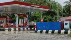SPBU tammerodo sendana di duga jadi sarang mafia BBM Subsdi polda sulbar di minta turun tangan.